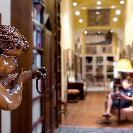Donna Regina Dimora D'Epoca Apartment Napoli Ngoại thất bức ảnh