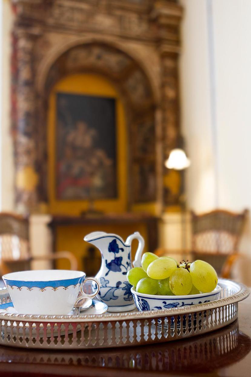 Donna Regina Dimora D'Epoca Apartment Napoli Ngoại thất bức ảnh