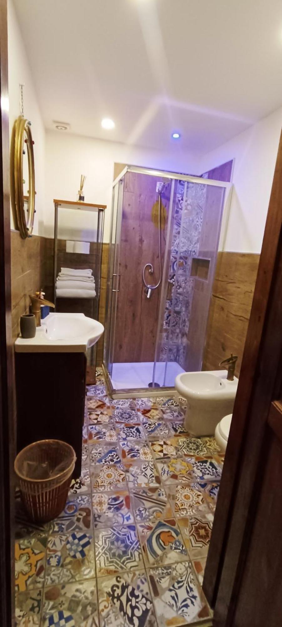 Donna Regina Dimora D'Epoca Apartment Napoli Ngoại thất bức ảnh