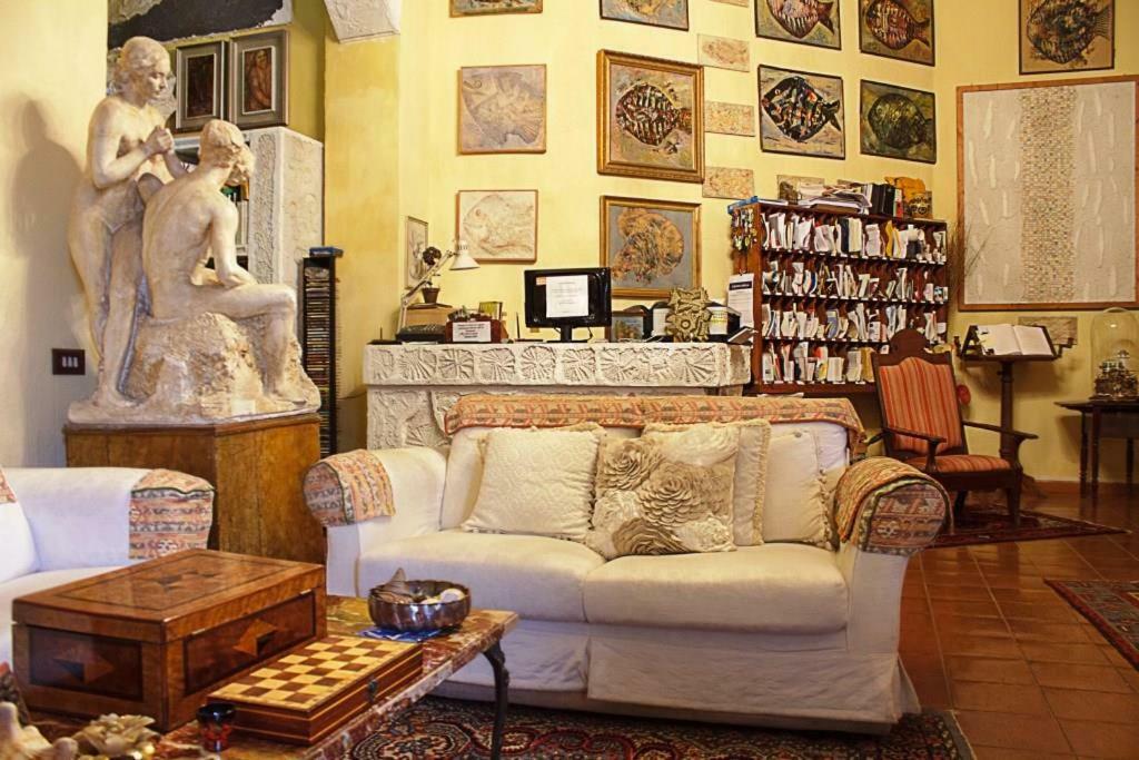 Donna Regina Dimora D'Epoca Apartment Napoli Ngoại thất bức ảnh