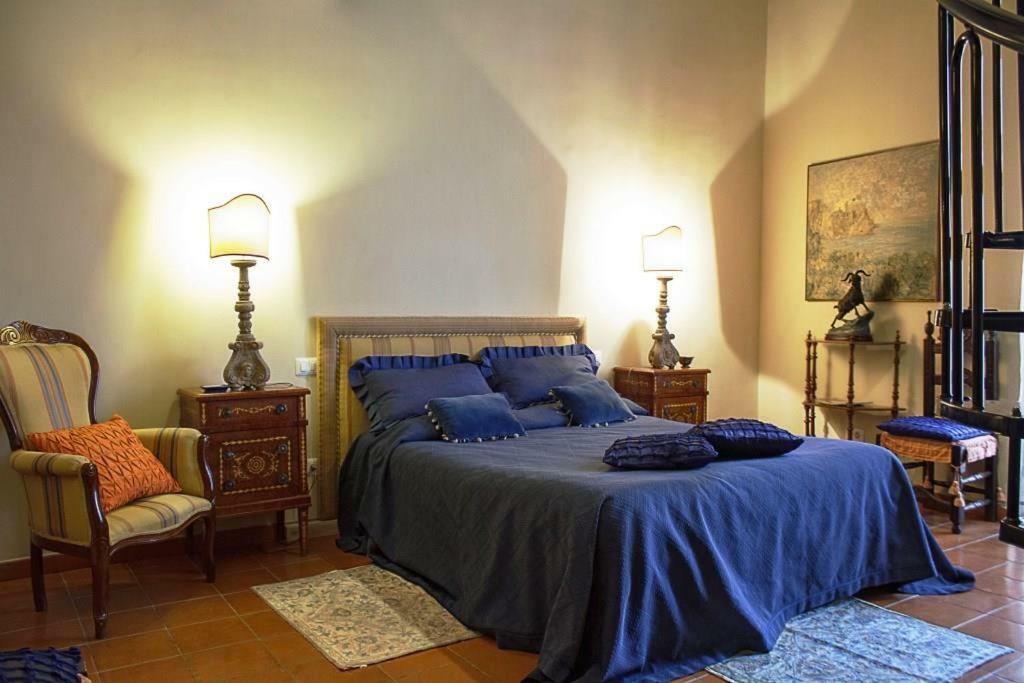 Donna Regina Dimora D'Epoca Apartment Napoli Ngoại thất bức ảnh